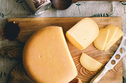 Сыр "Белиссимо" полутв. 7мес выдержка 0.3кг